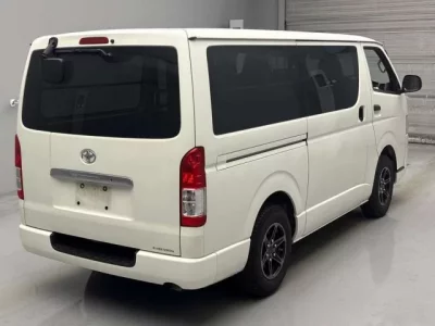 Toyota REGIUS ACE VAN