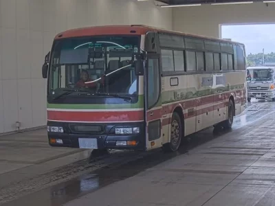 Nissan BUS