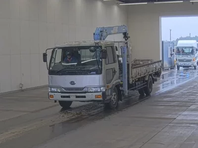 Nissan CONDOR