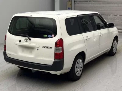 Toyota SUCCEED