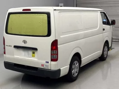 Toyota REGIUS ACE VAN