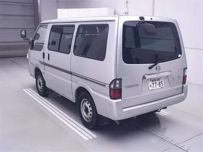 Nissan VANETTE VAN