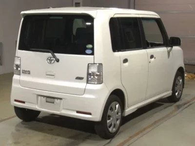 Toyota PIXIS SPACE