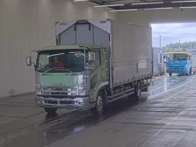 Isuzu FORWARD