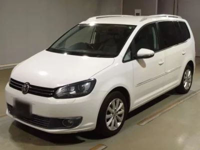 Volkswagen GOLF TOURAN