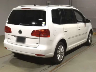 Volkswagen GOLF TOURAN