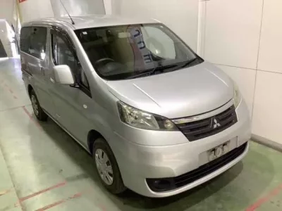 Mitsubishi DELICA D3