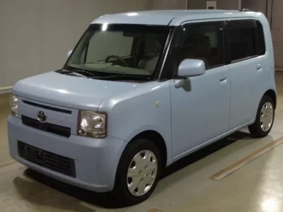 Toyota PIXIS SPACE
