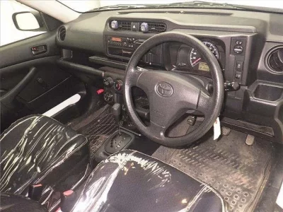 Toyota SUCCEED