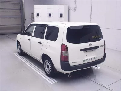 Toyota SUCCEED
