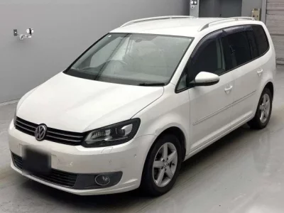 Volkswagen GOLF TOURAN
