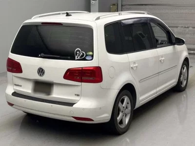 Volkswagen GOLF TOURAN