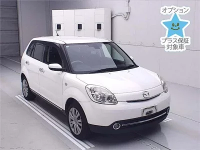 Mazda VERISA