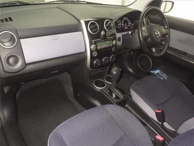Mazda VERISA