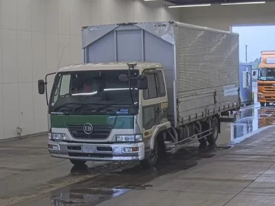 Nissan CONDOR