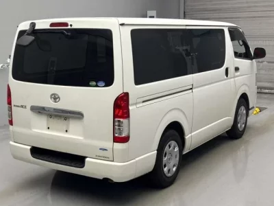 Toyota REGIUS ACE VAN