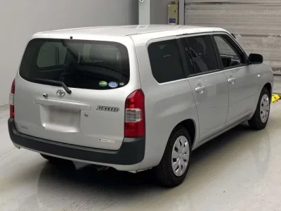 Toyota SUCCEED