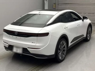 Toyota CROWN CROSSOVER