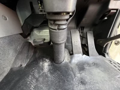Nissan TRUCK