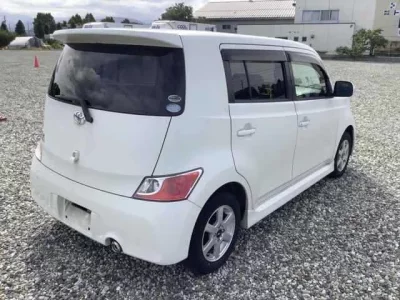 Toyota BB