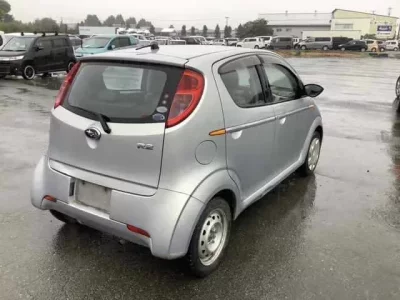 Subaru R2