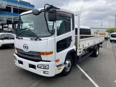 Nissan CONDOR