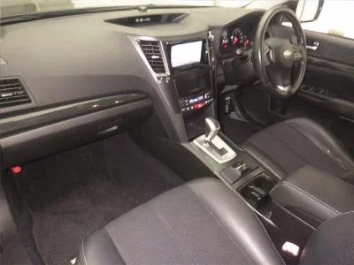 Subaru LEGACY B4