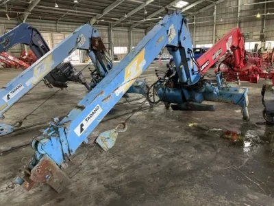 TADANO CRANE