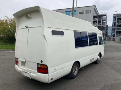 Toyota COASTER