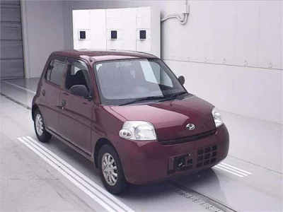 Daihatsu Esse