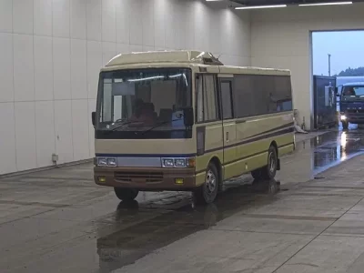 Hino BUS