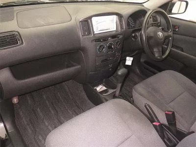 Toyota SUCCEED