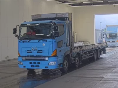 Hino TRUCK