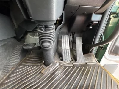 Nissan TRUCK