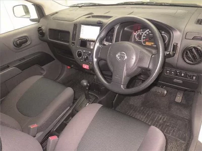Nissan AD