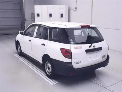 Nissan AD