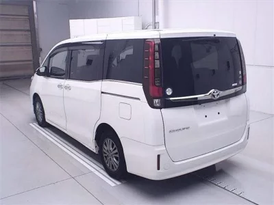 Toyota ESQUIRE
