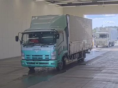 Isuzu FORWARD