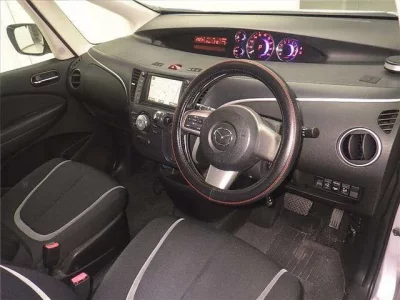 Mazda BIANTE