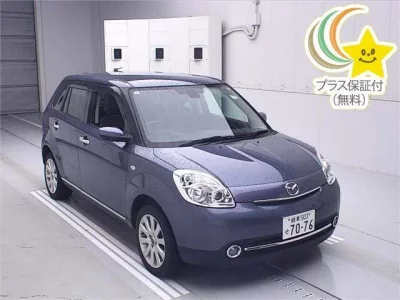 Mazda VERISA