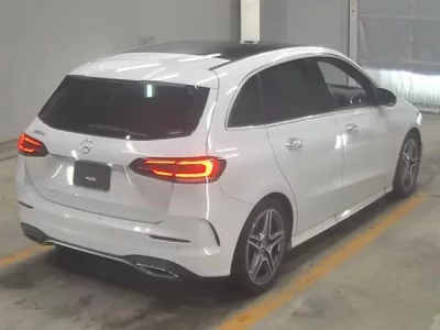 Mercedes-Benz B CLASS