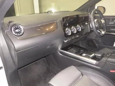 Mercedes-Benz B CLASS