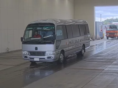Hino BUS