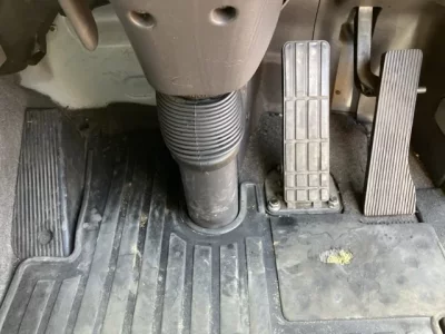 Nissan TRUCK