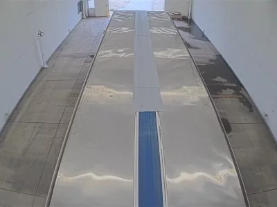 Nissan TRUCK