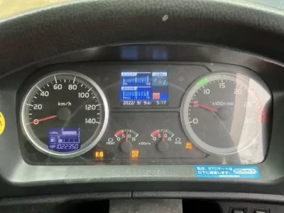 Hino TRUCK