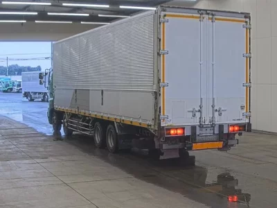 Hino PROFIA