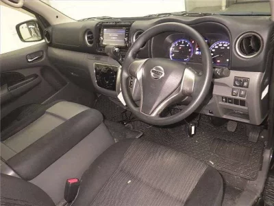 Nissan CARAVAN VAN