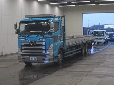 Hino TRUCK