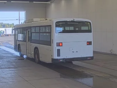 Hino BLUERIBBON